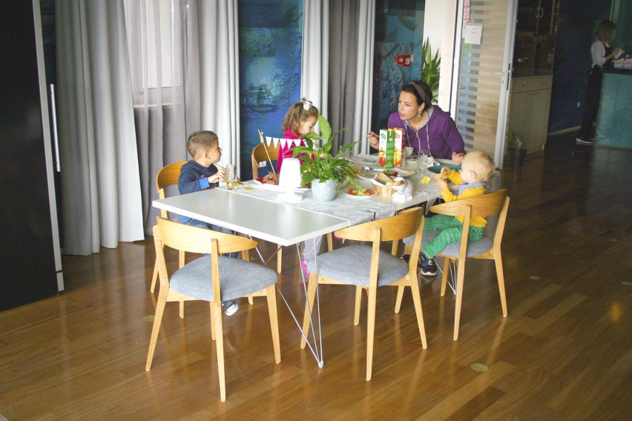 Apartments Villa Azzurra Bol Eksteriør bilde